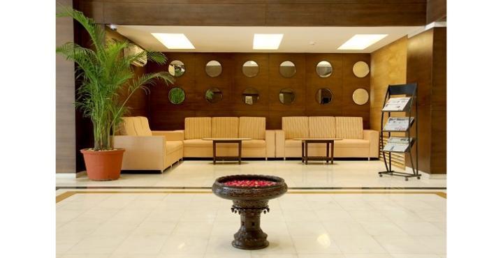 โรงแรมดิ โอเอซิส วาโดดารา ภายนอก รูปภาพ